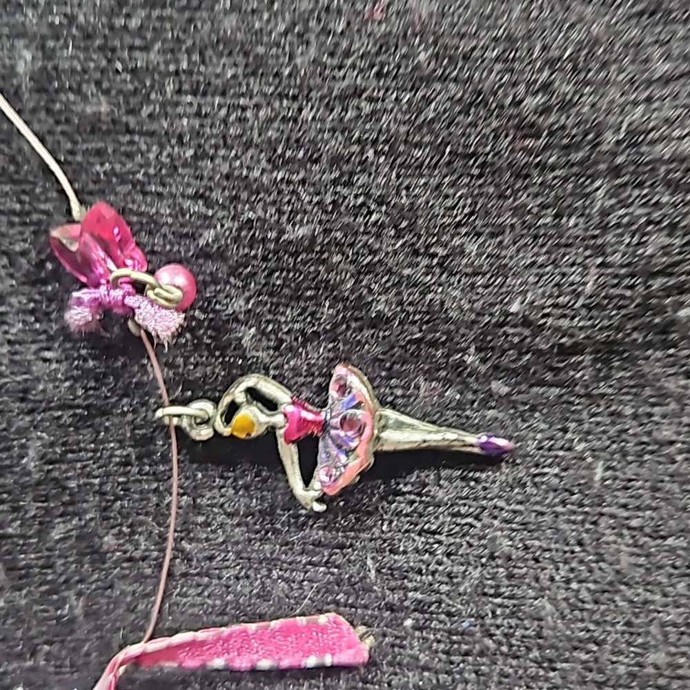 Ballerina 16" Wire Necklace with Barbie Pink Accents NWT from Fly - Picture 2 of 10